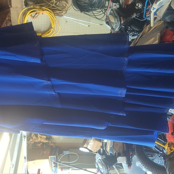 Dress - Picture 2 of 5